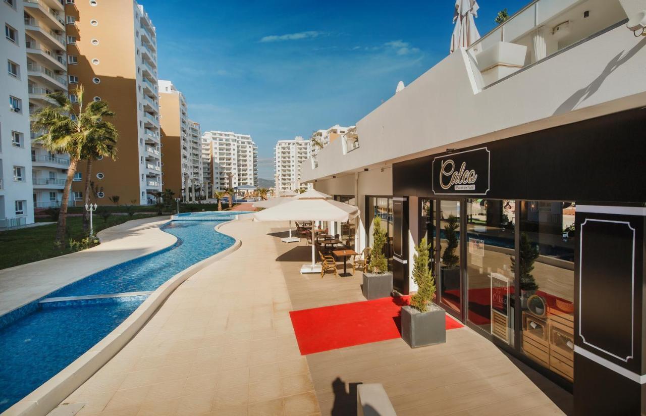 Luxury Sea View Two Bedroom Apartment In Caesar Resort & Spa, Long Beach Perivolia tou Trikomou Екстериор снимка